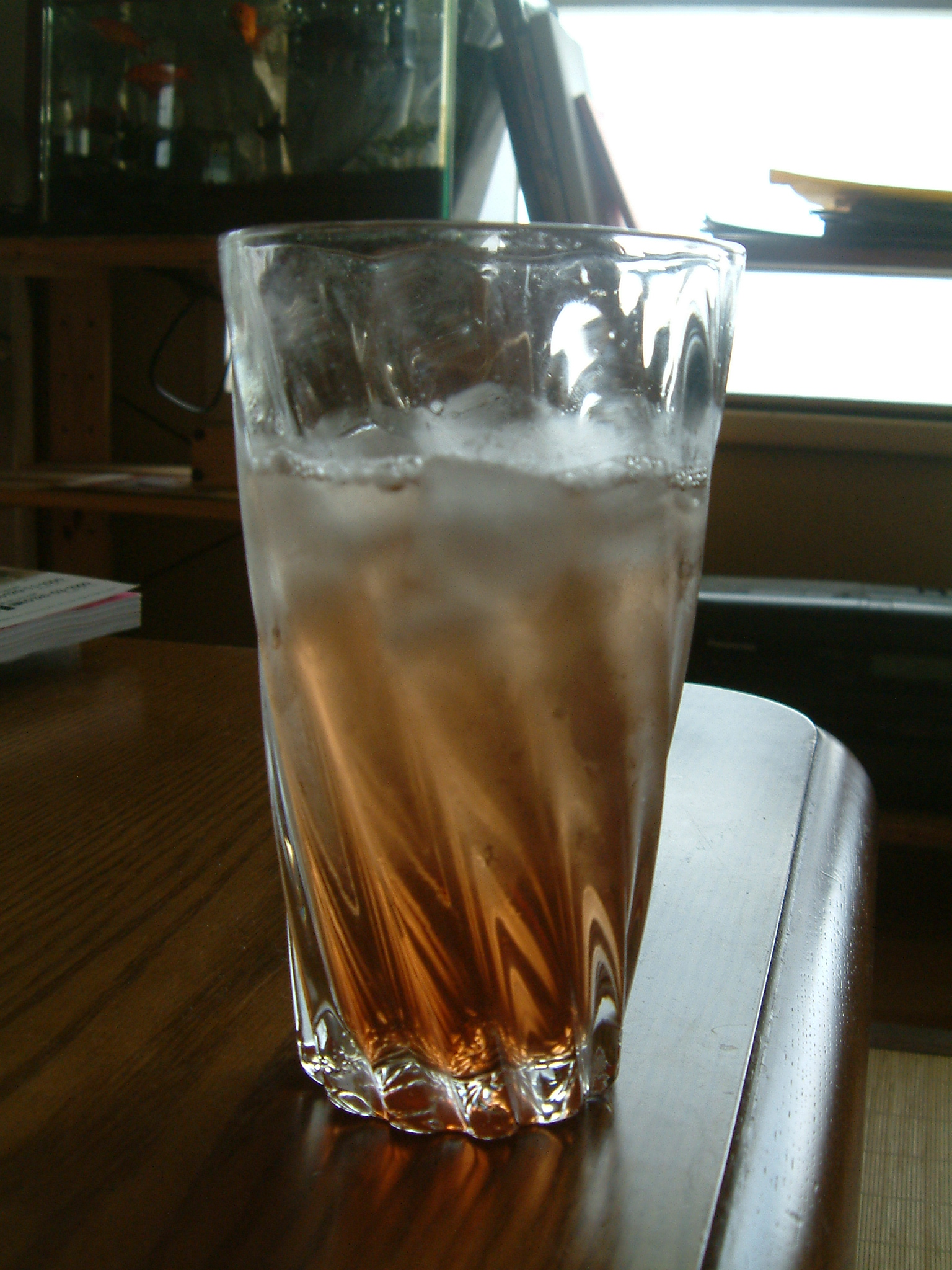 くっさい木の実を酒で漬けて飲む ユ二バ一ツア一ド くっさい木の実を酒で漬けて飲む ユ二バ一ツア一ド