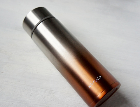 グラデがキレイな、KEYUCAのコンパクトなステンレス水筒 Graje