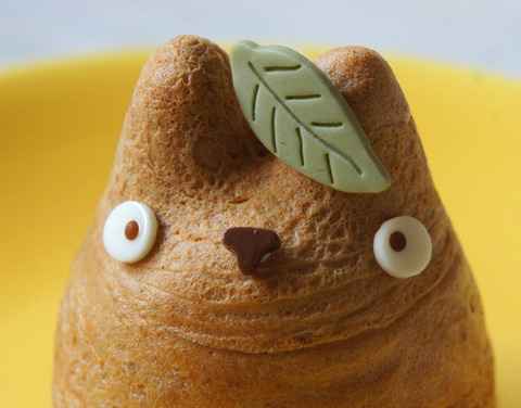 トトロ型のシュークリームがかわいい、白髭のシュークリーム工房