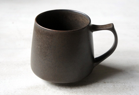 コーヒーの香りを楽しむ、CoresのKIKI MUG