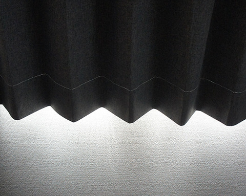 260809_curtain06B