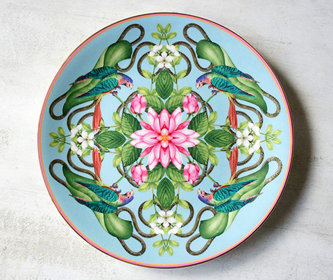 ウェッジウッドのワンダーラスト メナジェリィのプレートを購入