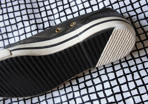 靴のかかとの修理を依頼