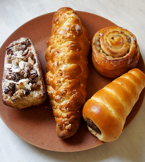 再び国立のアカリベーカリーへ