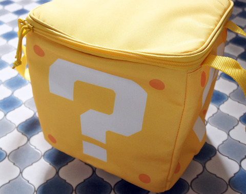 mario_coolerbag01