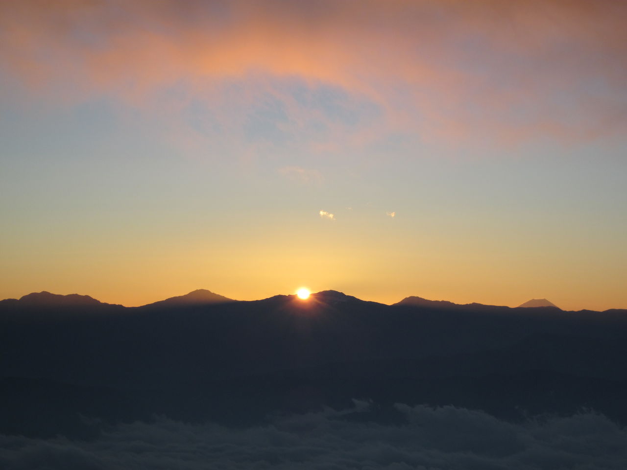 121106 駒ヶ岳・千畳敷H朝日と雲15