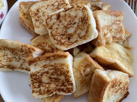 本日の朝食　フレンチトースト
