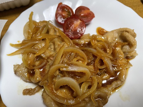 本日の夕食　豚の生姜焼き