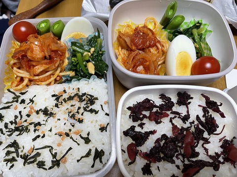 本日のお弁当　トマトパスタ＆ほうれん草のナッツ和え