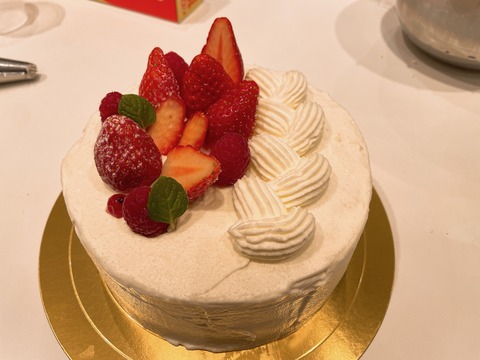 本日のケーキ教室　いちごのショートケーキ