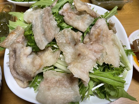 本日の夕食　豚肉バラ肉カリカリ揚げ
