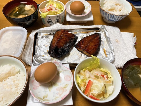 本日の夕食　焼き魚