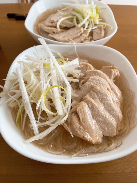 本日のお昼　フォー