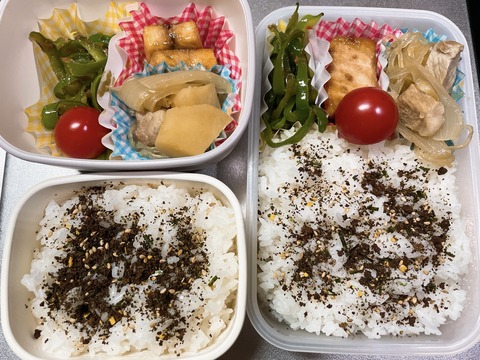 本日のお弁当　肉じゃが