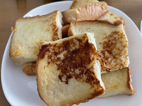 本日のランチ　フレンチトースト