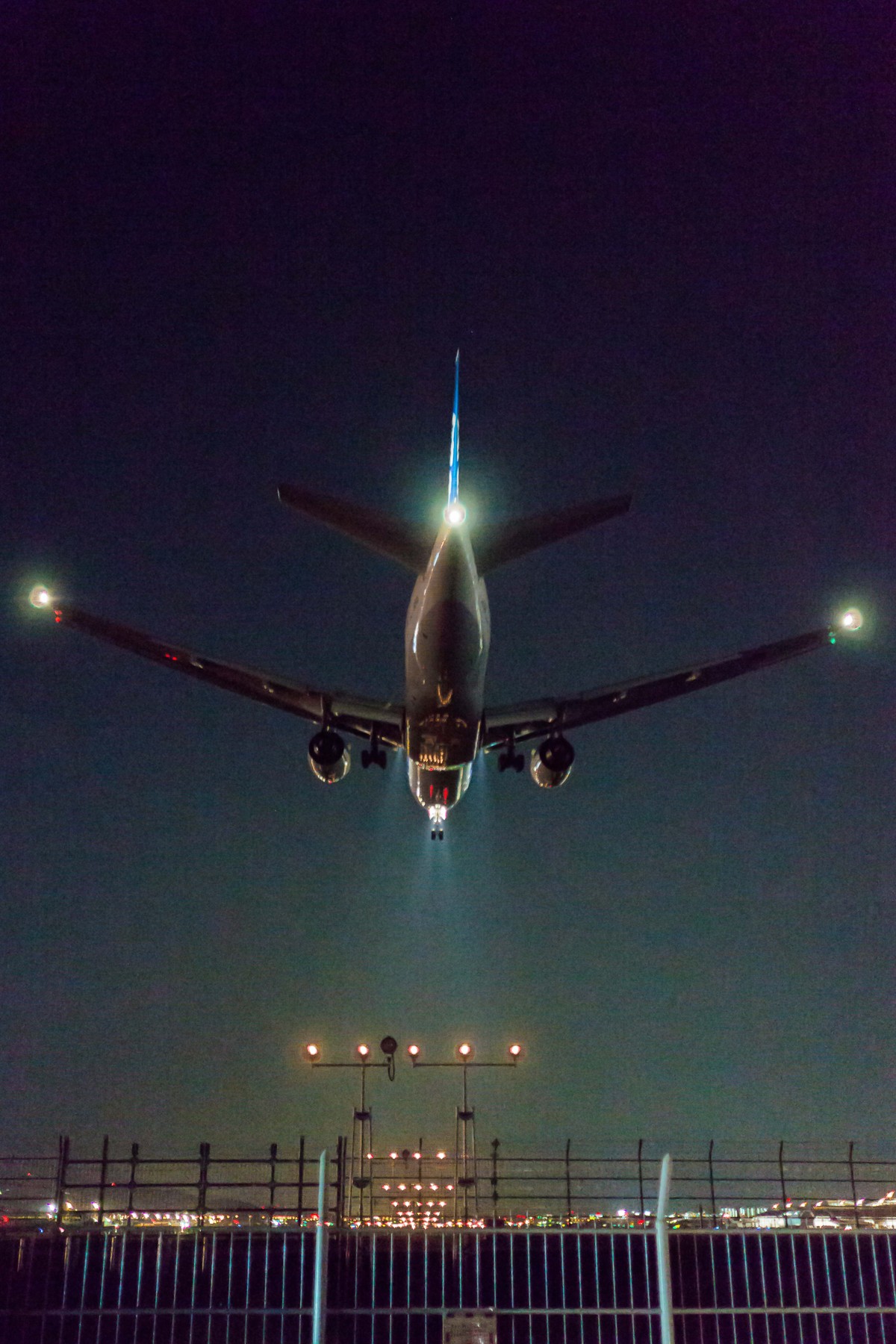 ケイのブログ
      福岡空港で夜の飛行機撮影♪　
    コメント
