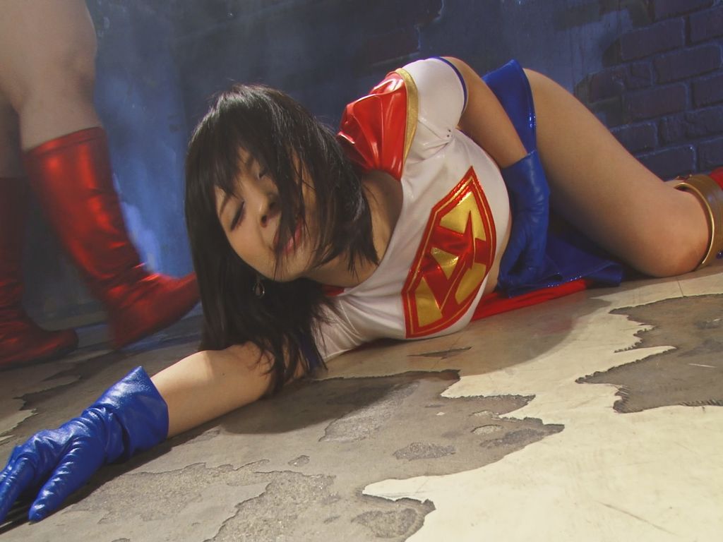 スーパーヒロインベアハッグ アクセルガール Swan : SAKATA REPORT