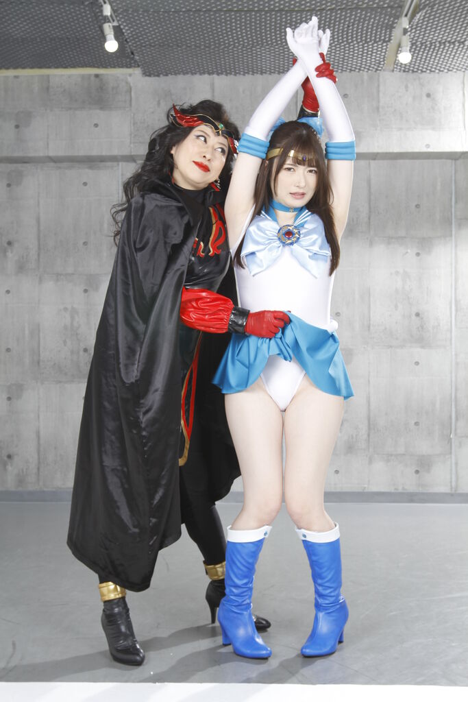 SAKATA REPORT : スーパーヒロイン危機一髪 美少女戦士セーラーアクアス