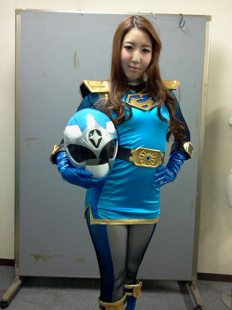 hヒロイン戦隊列伝３ハリアーブルー : SAKATA REPORT