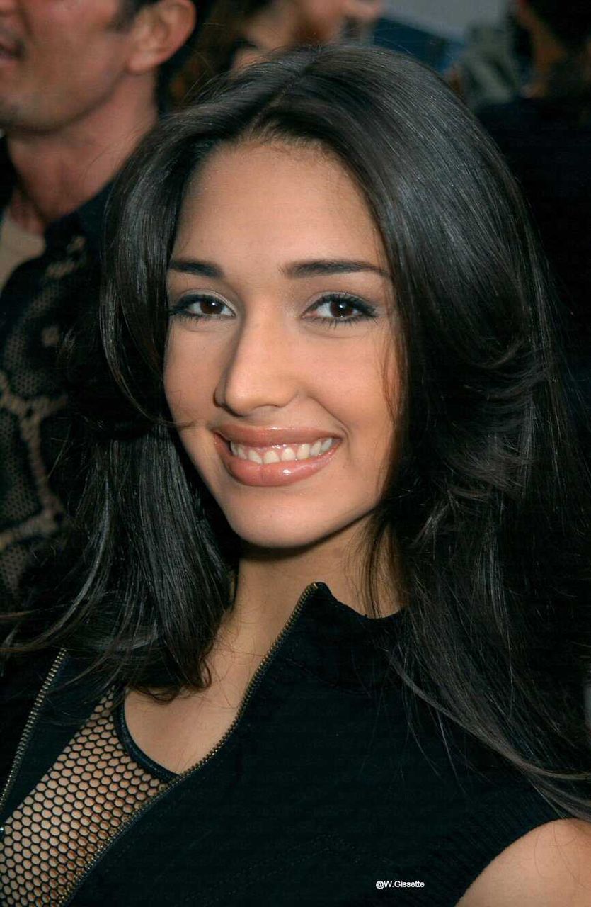 Amelia Vega 長身美女図鑑
