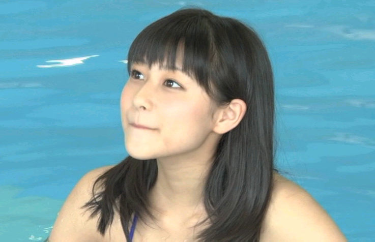 和田彩花ちゃん初ソロ写真集 和田彩花 １６ 夢 言 の ア リ ス 未 来 の ガ ニ メ デ