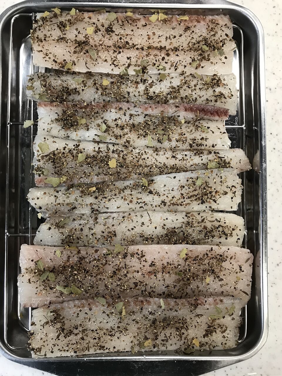 ヤマメとタチウオの燻製 With Bouquet Garni ブーケガルニ Toruちゃんどこ行くの