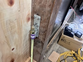 ホールダウン金物