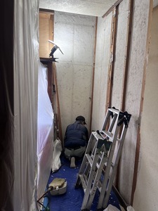 補強工事開始