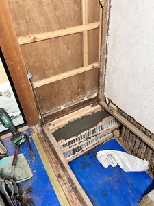 基礎補強生コン打設