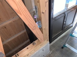 ホールダウンボルト