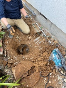 蓋もボロボロでした