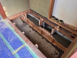 基礎補強生コン打設