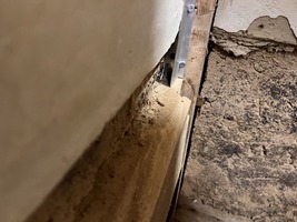 アルミアングル下地