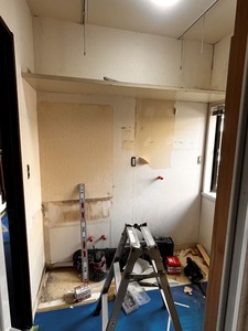 クロス貼り替え