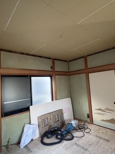 天井下地完成