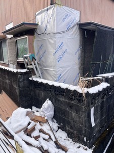 雪が残ってます