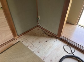 床下侵入口