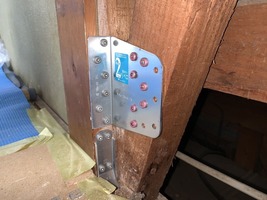 柱脚・筋違金物補強