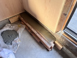 基礎補強生コン打設