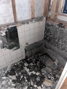 浴室解体工事
