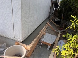 基礎補強生コン打設