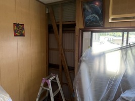 補強工事中