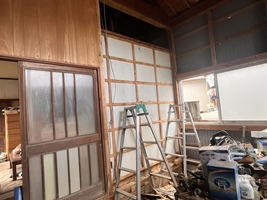 壁解体工事後