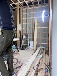 洗面所間仕切り