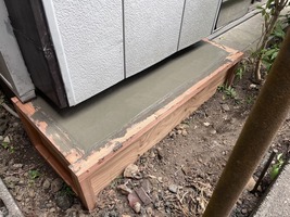 基礎補強生コン打設
