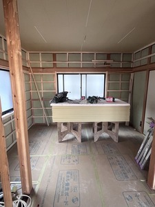 壁ボード搬入
