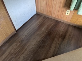 フロアー重ね貼り