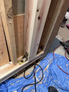 土台・柱新設・金物補強