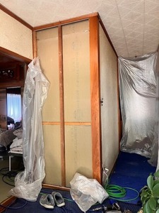 壁解体後