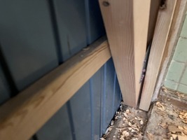 筋違新設・金物補強